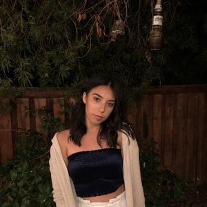 Meet your Posher, Thalia